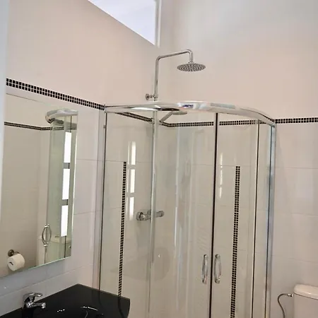 アパート Bord De