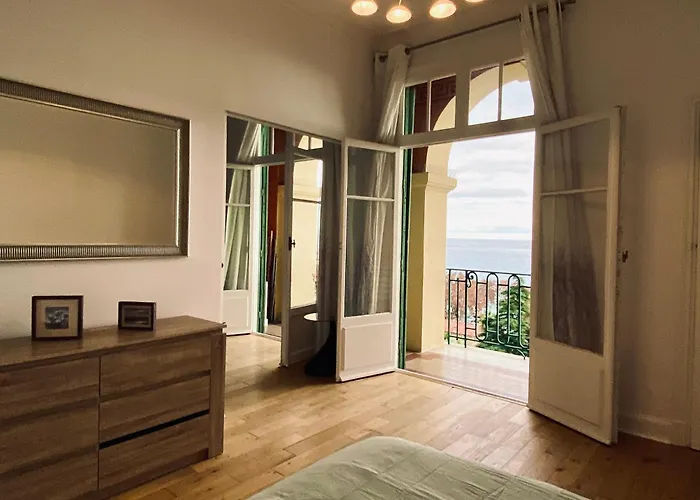 Bord De Διαμέρισμα